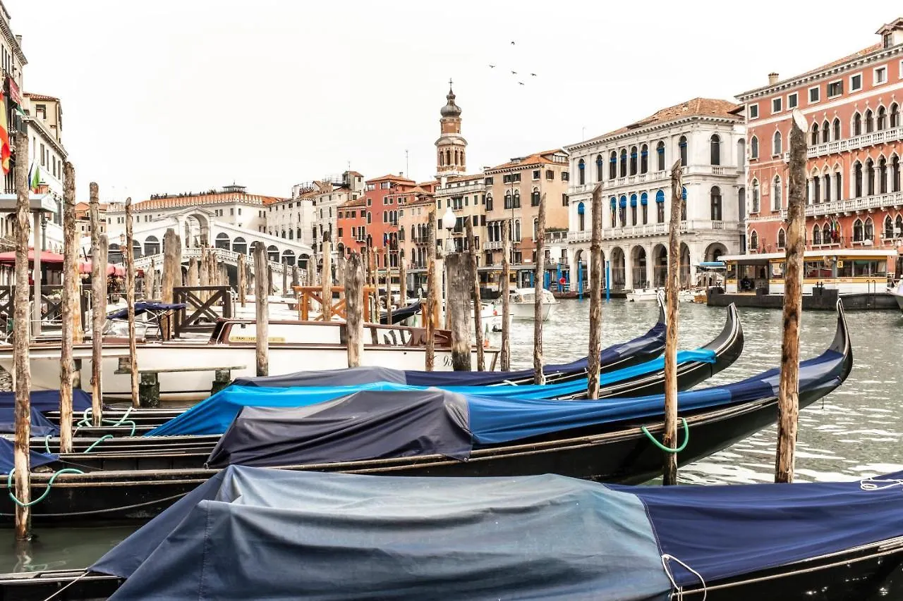 Charming Apartment On The Grand Canal R&R Venezia