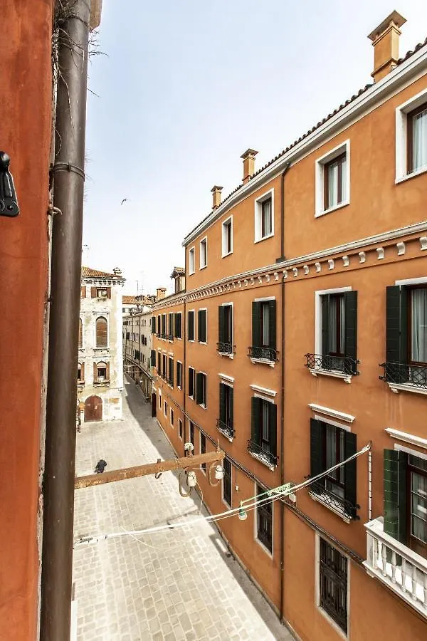 Charming Apartment On The Grand Canal R&R Venezia